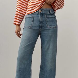 Anthropologie The Colette Blue Denim Jeans front patch pocket. Size 29